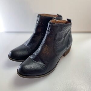 Lucky Brand Black Ankle Boots 6M (36EU)